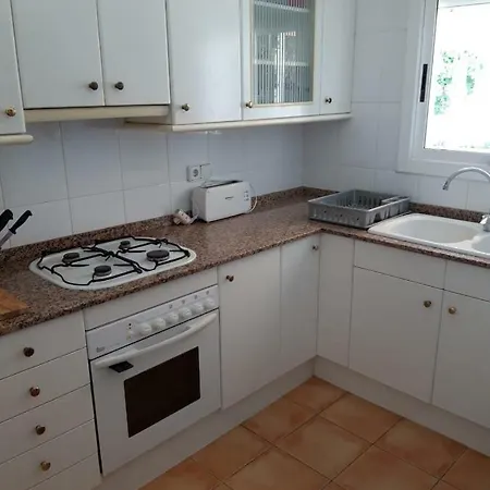 Casa Linda Vlak Aan Zee * Calafat